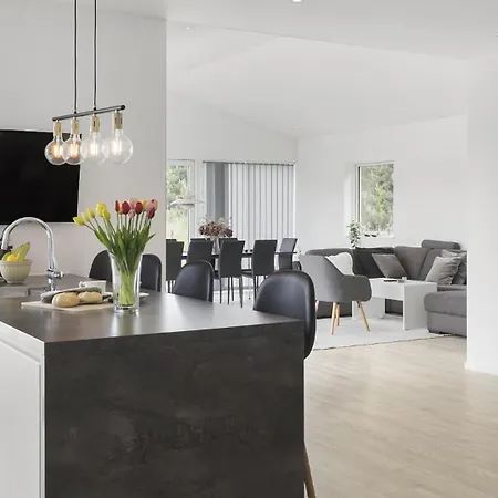 Villavilla 969 - Marielyst, Lollandfalstermon